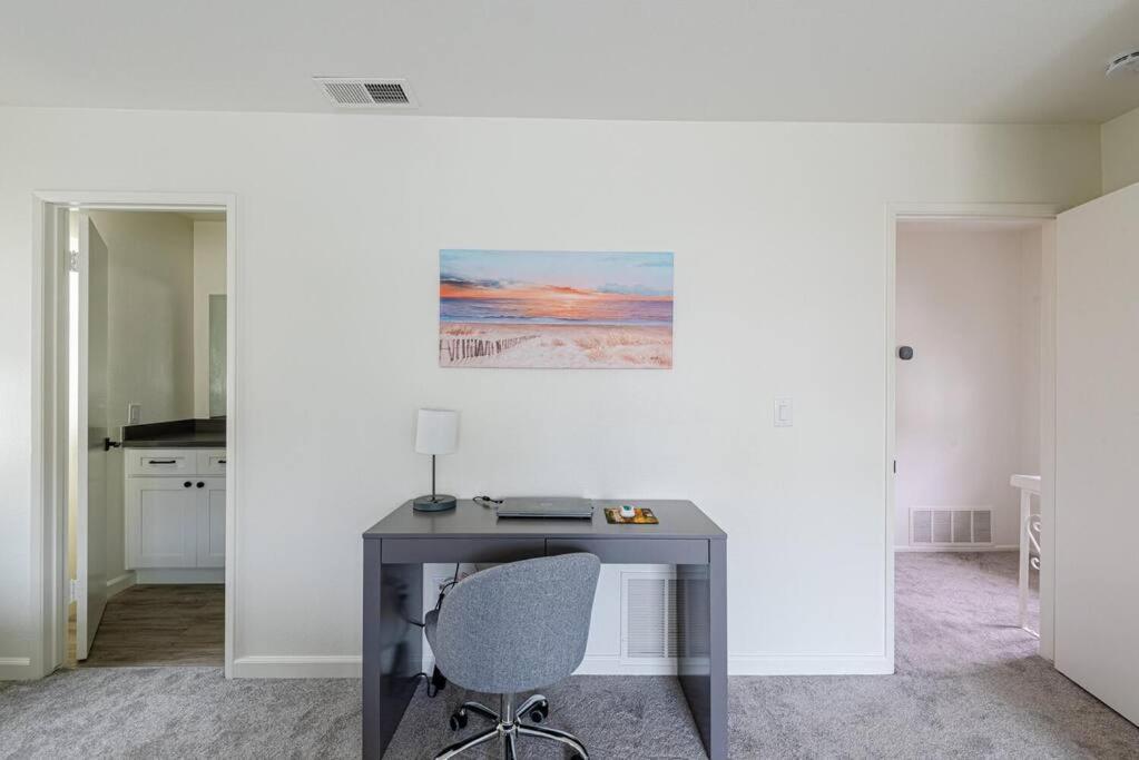 Gateway To Oxnard Beach Exterior foto
